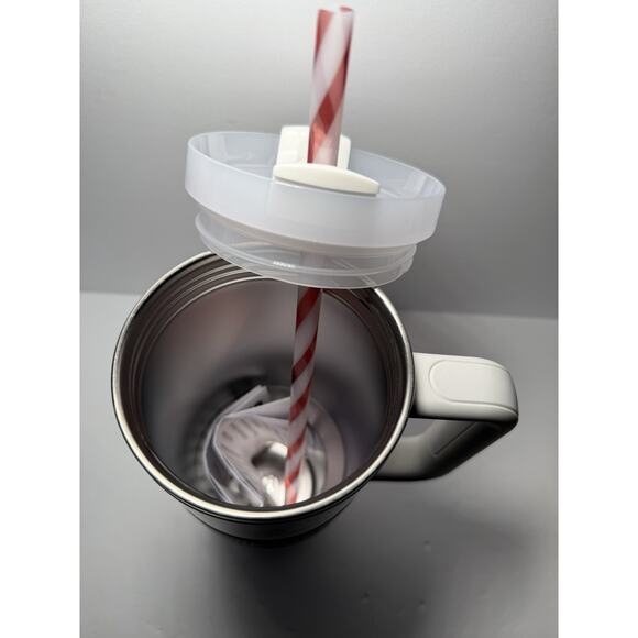 Stanley 2023 Holiday Exclusive MISTLETOE TWIST 40oz Tumbler BNWT BNIB - Picture 8 of 8